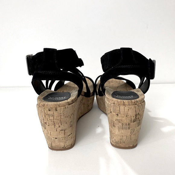 Johnston & Murphy Platform Sandals - Picture 4 of 8